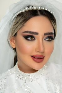 کلبه نیلوفر آموزش رنگ لایت شینیون مو در غرب تهران جنت آباد 12